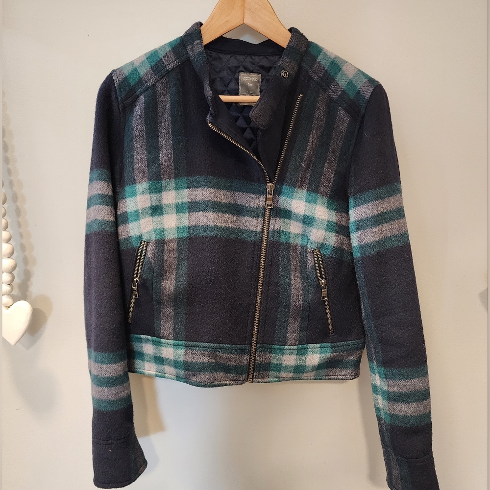 GAP Cropped Plaid Jacket